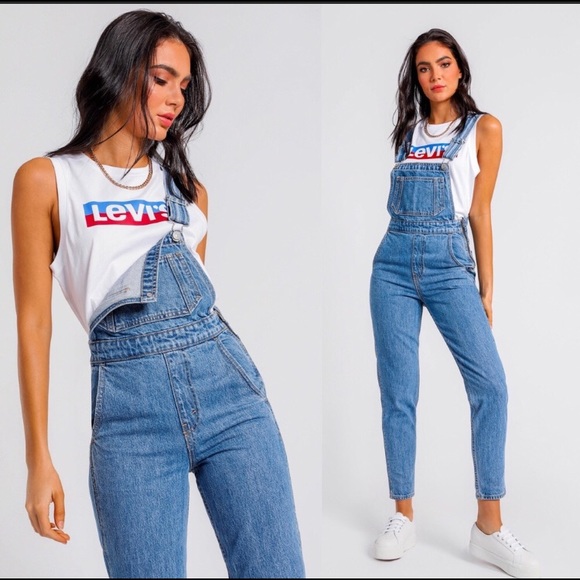 overalls mom jeans